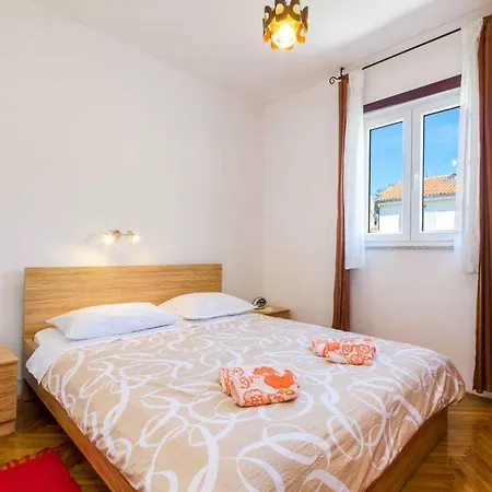 In 15234 Apartment